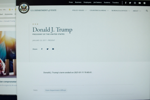Borran a Trump y Pence de sitio oficial del gobierno de EU
