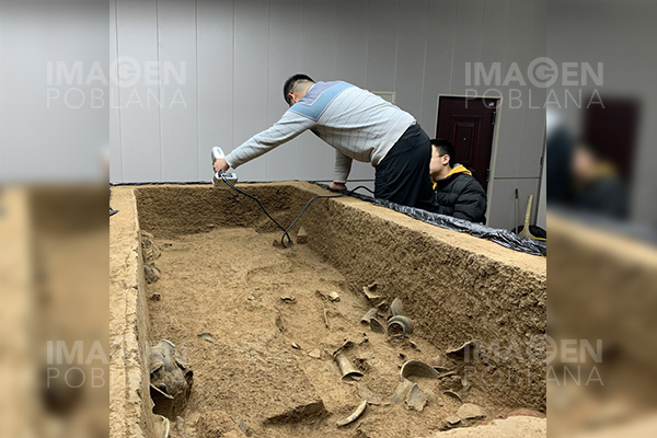Encuentran cigarra de jade en tumba de 3,000 años en China