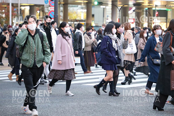Japón se asegura 144 millones vacunas anticovid de Pfizer
