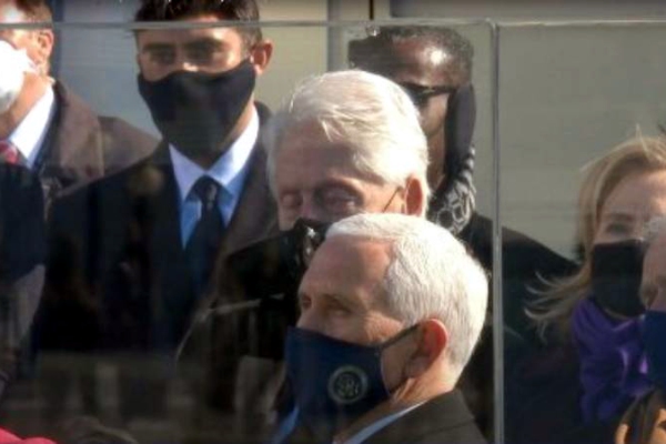 ¿Se durmió Bill Clinton durante el discurso de investidura de Biden?