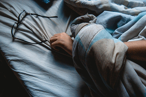 ¿Por qué las personas ocupadas se niegan a dormir?