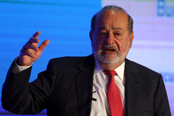Carlos Slim convalece con covid-19
