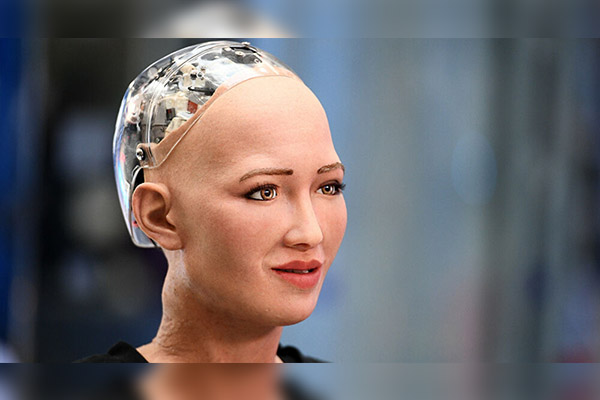 Robot que prometió aniquilar a la humanidad será producido en masa este año