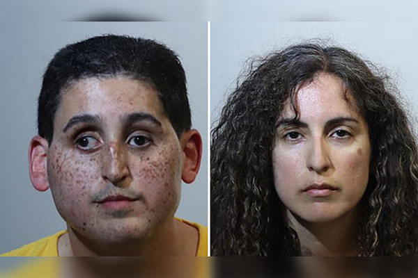 Escritora de libros infantiles y su esposo maltrataban brutalmente a sus hijos adoptivos