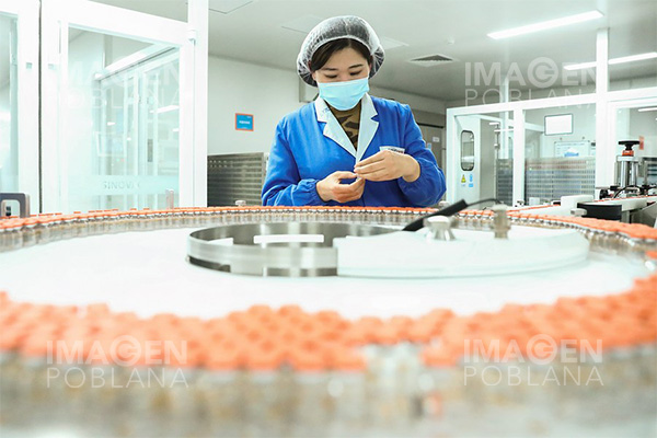 China lanza al mercado su tercera vacuna inactivada contra el COVID-19