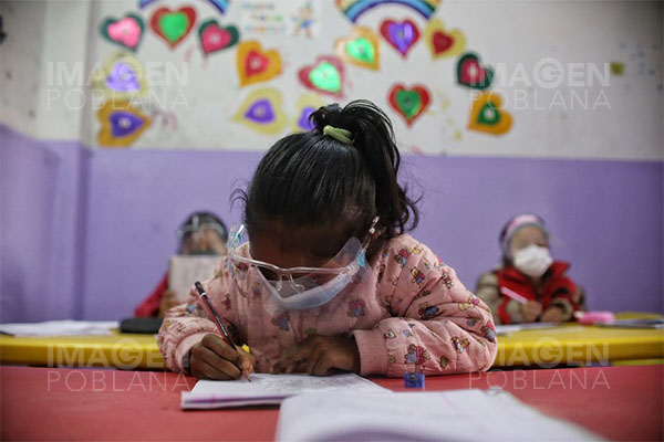3 de cada 5 niños que perdieron año escolar en 2020 viven en Latinoamérica