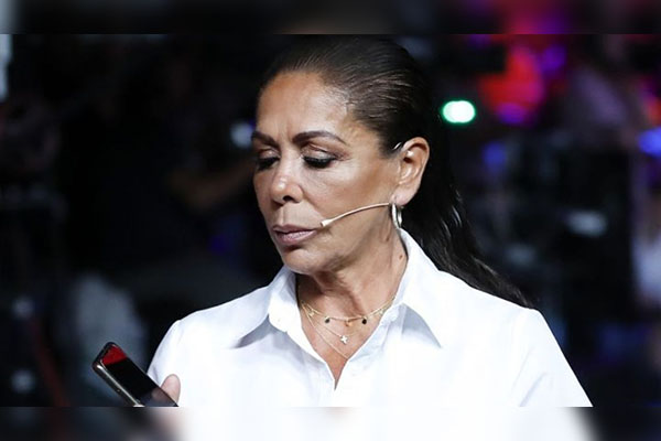 Isabel Pantoja podría volver a la cárcel acusada de estafa