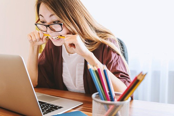 Profesoras se burlan de estudiantes e internet las condena
