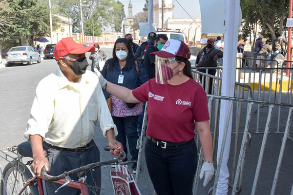 Lo más importante es la salud y que adultos mayores reciban vacuna anticovid: Norma Layón