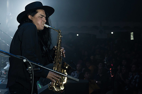 Canciones para recordar al gran “Sax” de “Maldita Vecindad”