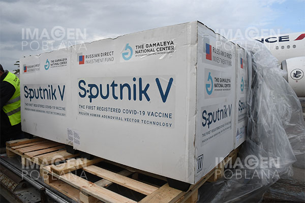 Sputnik V y vacunas chinas ganan credibilidad ante AstraZeneca