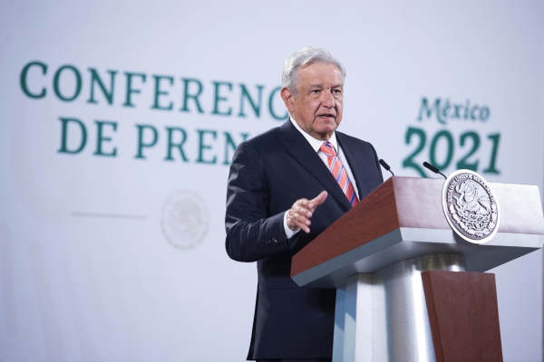 México refinará todo su petróleo y dejará de exportar el crudo, dice AMLO
