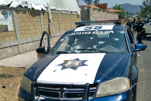 Emboscada deja al menos 12 policías muertos en el Estado de México