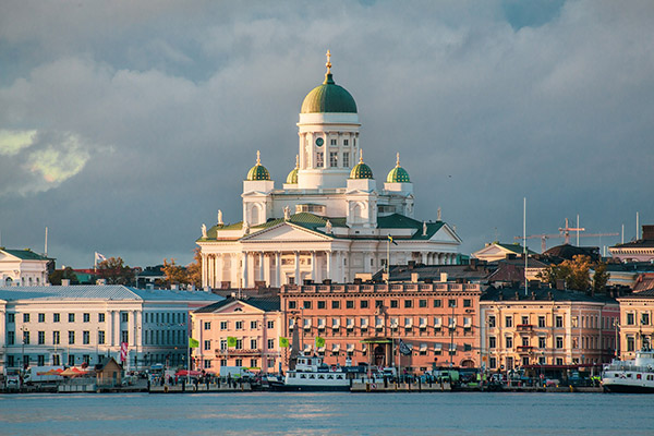 Finlandia vuelve a ser el país más feliz del mundo, según informe