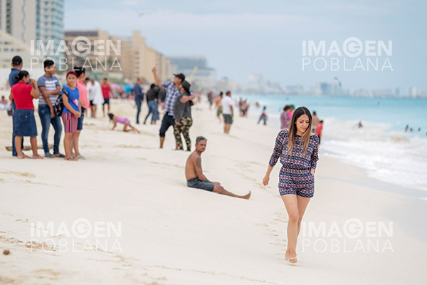 143 argentinos siguen varados en Cancún por test falsos de covid-19
