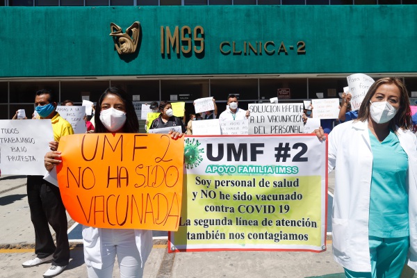 IMSS, un desastre. Zoé Robledo, indiferente