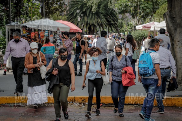 México rebasa las 200,000 muertes por COVID-19
