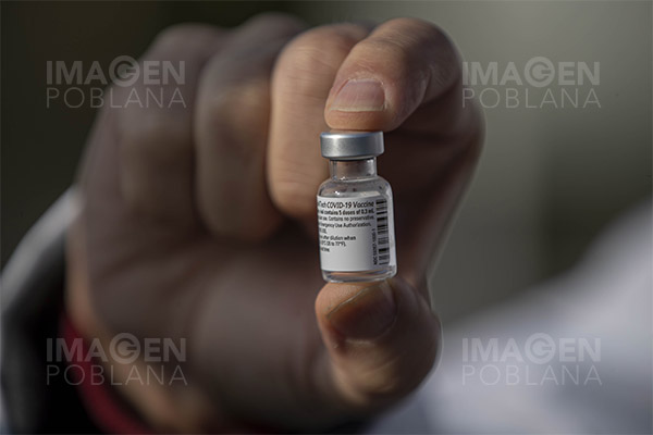 México recibe nuevo lote de vacunas contra covid-19 y totaliza 12.8 millones de dosis