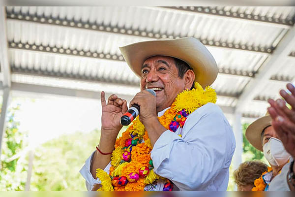 Sin rubor alguno, Salgado Macedonio impugna cancelación de candidatura