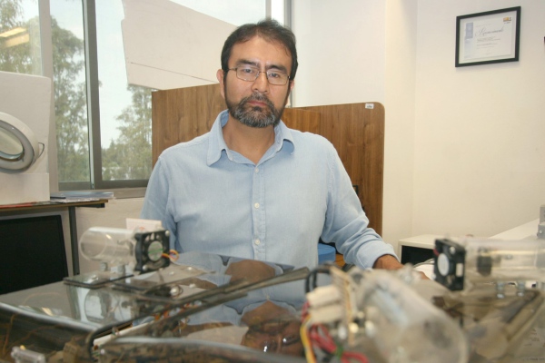 Diseñan en la BUAP biosensor que mide la glucosa por medio del aliento