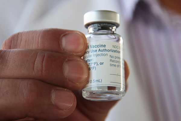 EMA incluye la advertencia de trombosis en la descripción de vacuna de AstraZeneca