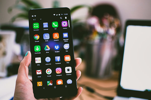 Alertan por una configuración “muy peligrosa” en tu teléfono