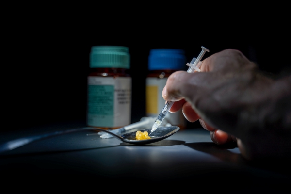 El país donde comprueban la pureza de las drogas ilegales para cuidar la salud