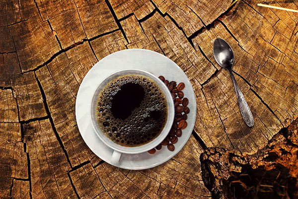 Cuáles son los beneficios de eliminar el café de la rutina diaria