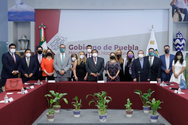 Miguel Barbosa respalda función de los órganos electorales