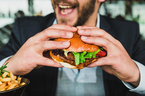 Por qué es difícil cambiar los hábitos alimenticios en favor de la salud