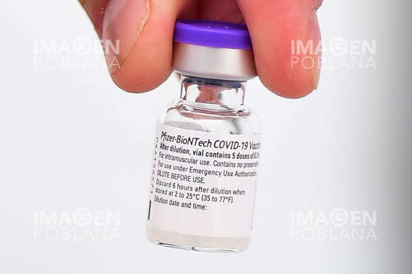 Director de BioNTech confía en efectividad de vacuna contra variante detectada en India