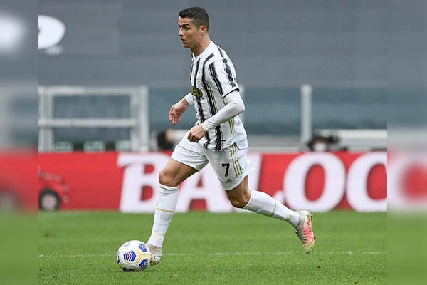 Exmodelo exige a Cristiano Ronaldo 78 millones para sanar su “dolor y sufrimiento”