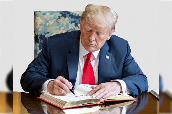 Trump lanza plataforma de comunicación en línea tras prohibición en redes sociales
