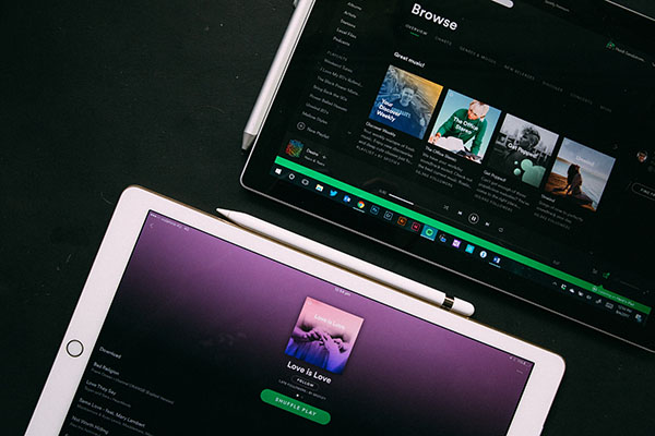 Guerra con Spotify: la idea para espiar a sus usuarios desata indignación