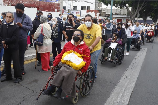 Acepta Barbosa error en elección de Zona Militar para vacunación