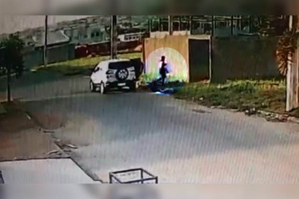 Mujer prende fuego a su bebé recién nacido; estaba avergonzada de su embarazo