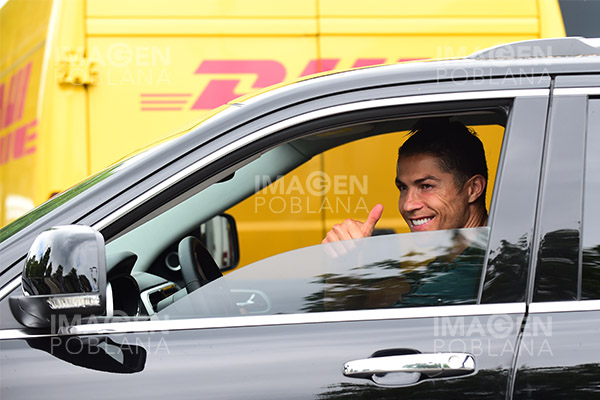 Ronaldo traslada sus autos, ¿se acabó su tiempo en la Juventus?