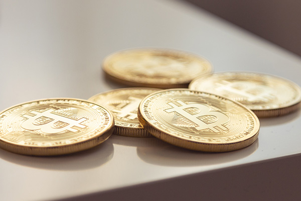 Estafadores fingen ser Elon Musk y roban más de 2 mdd en criptomonedas