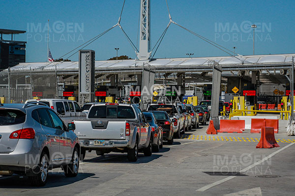 México y EU extienden 30 días restricción de cruces no esenciales por COVID-19