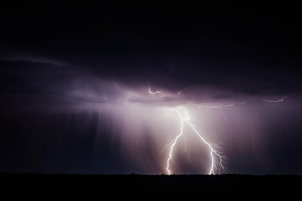 Tormentas eléctricas ocasionan intensas lluvias y granizadas en el país