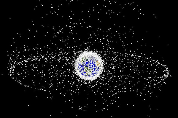 Roscosmos revela cuánta basura espacial cae a la Tierra cada año