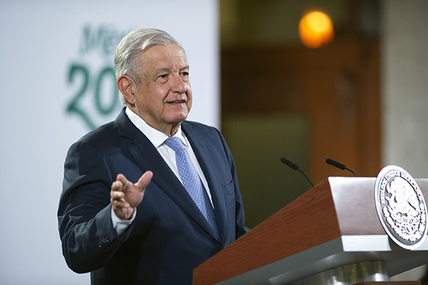 EU compartió con México expediente sobre 43 desaparecidos de Ayotzinapa