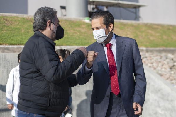 Con éxito, inicia jornada de vacunación contra COVID-19 en sede BUAP