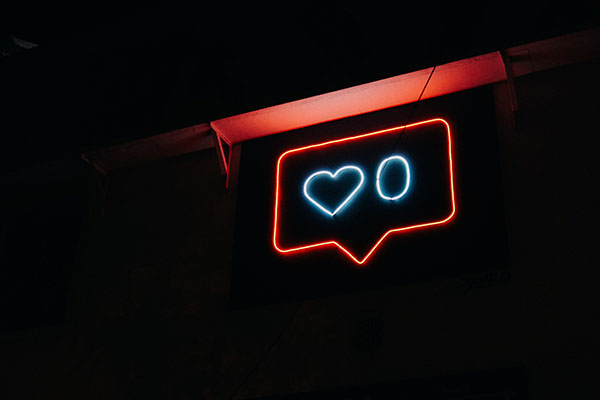 Instagram busca reducir presión social de redes sociales ocultando los "me gusta"