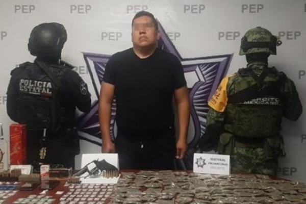 Juez que liberó a ex jefe policiaco ordena investigar tortura en su contra