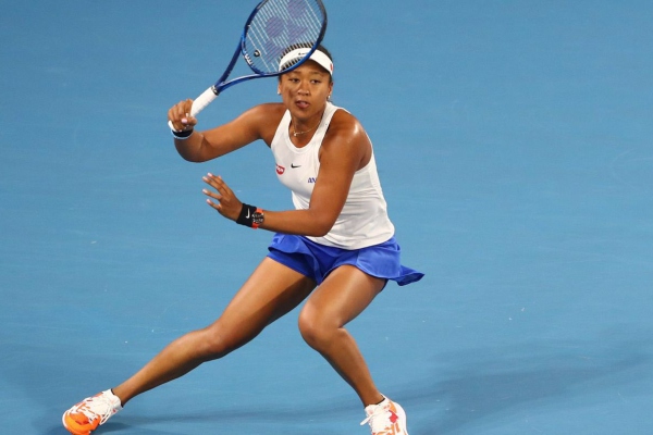 Multan a la tenista Naomi Osaka y le advierten más sanciones por rechazar a la prensa