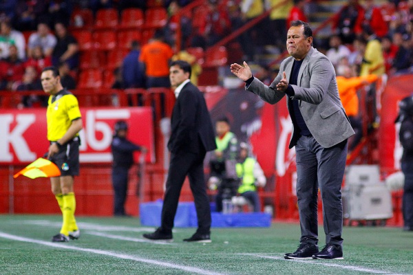 Juan Reynoso, luz con Cruz Azul y oscuridad con Puebla