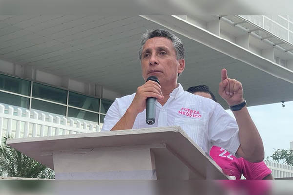 Manuel Negrete cierra campaña a gobierno de Guerrero declinando a favor de Morena