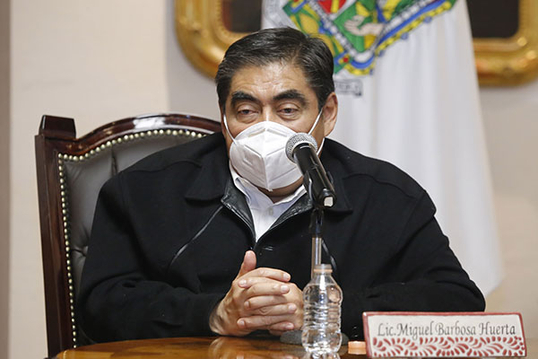 Barbosa exhorta a poblanos a ejercer un voto pacífico