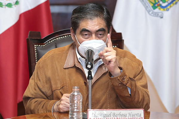 Con reserva, asume Puebla el semáforo epidemiológico verde: Barbosa